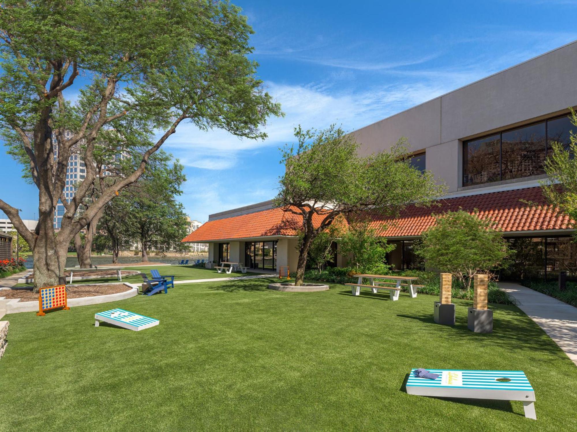 Omni Las Colinas Hotel Ървинг Екстериор снимка